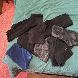 Capri bike workout short 7 bundle black blue stripe pockets small xsmall Nike